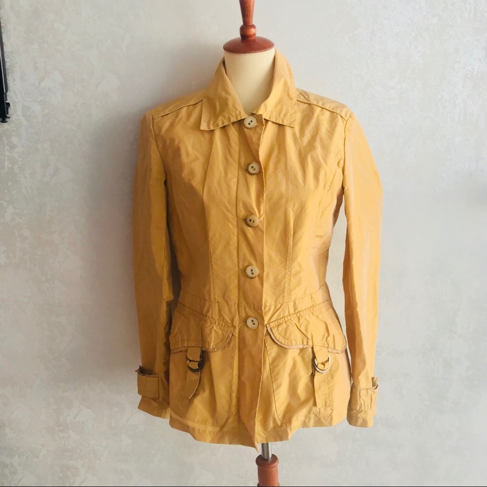 Victory beige jacket rain coat zip Size 44